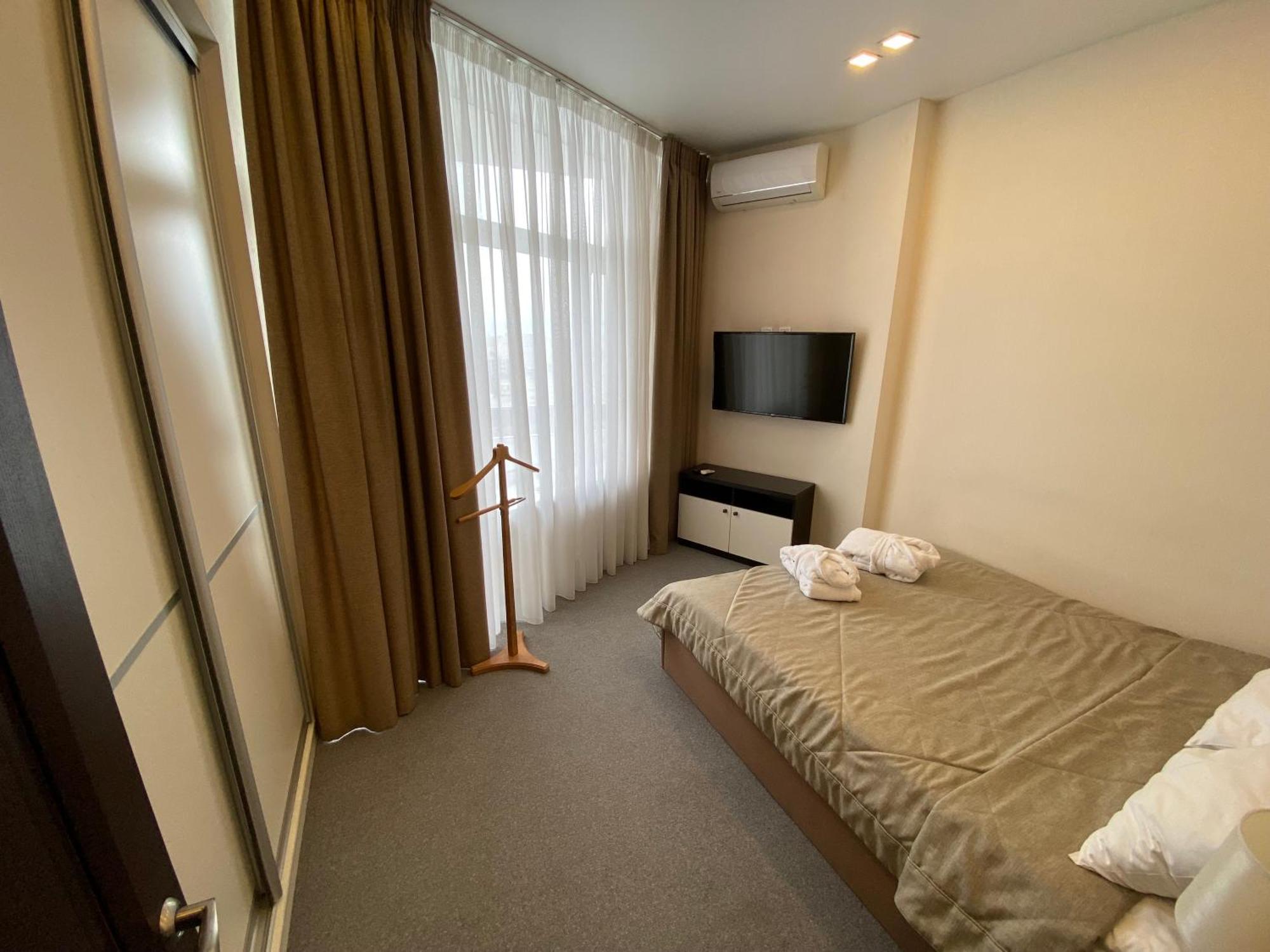 Hotel Kyiv Room photo